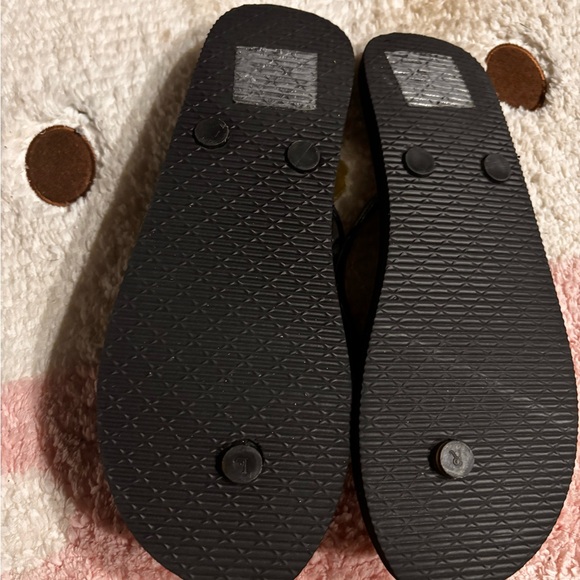 Juicy Couture Black Glitter Flip Flops - Picture 4 of 4